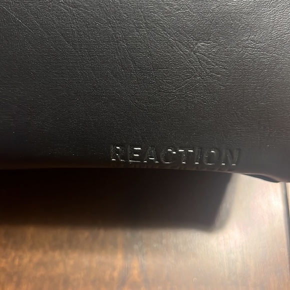 Brand new mens Kenneth Cole travel bag - Picture 3 of 13